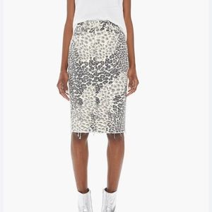 MOTHER printed jean skirt